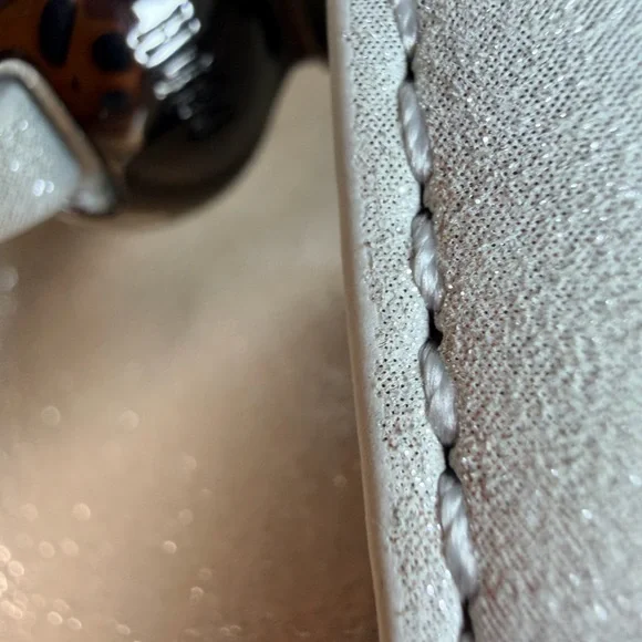 HOBO Leather Silver Metallic shoulder Bag - Picture 5 of 17